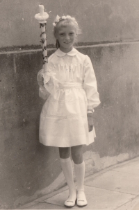 Brigitte Marksová při biřmování