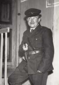 Manžel v divadelním představení Bauernliebe v roce 1962, nastudováno v žacléřské pobočce Kulturního sdružení občanů německé národnosti