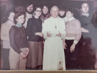 Markéta Koronthály and her husband at an audience with John Paul II.