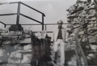 Devatenáctiletý Miloslav Douša