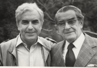 80. roky, Pavol Strauss (vpravo) s profesorom Tiborom Žilkom