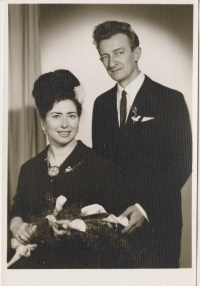 Alexandra Součková se svým druhým manželem, svatební fotografie, 1965