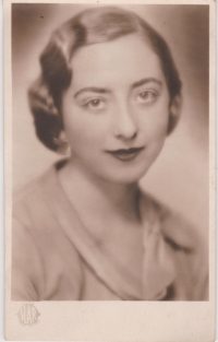 Maminka ve věku 25 let, 2