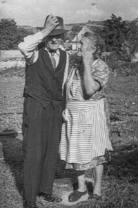 Rodiče pamětnice Alena Stachová a Antonín Stach, 50. léta 