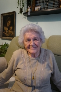 Marie Šandová doma v Mariánských Lázních