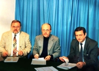 Miroslav Štrobl jako moderátor pro televizní společnost Cabel Plus, 90. léta