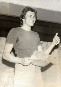 Michal Hecht na sólovém vystoupení v divadle Luks v Plzni, 80. léta 20. století
