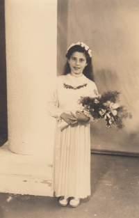 První svaté přijímání Margit Janatové, Bernartice 1947