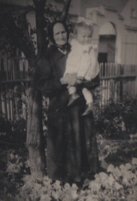 Babička Miroslava Holečka - Anastázie Holečková 