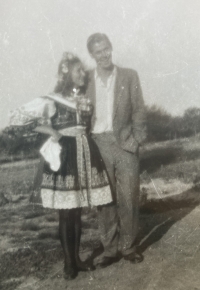 S nastávající manželkou na hodech