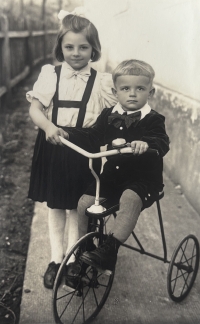 Svetozár so sestrou Martou