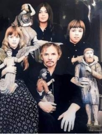 Rodina Srncova - dcera Barbora, Emma, Jiří a syn Jan