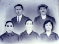 Rodina maminky (Papaioanidu)