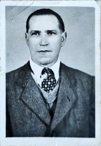 Otec Ladislav Indrák, cca 1945