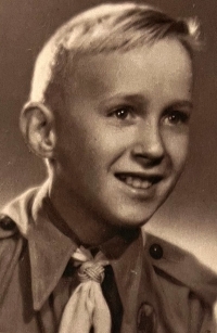 Jaroslav Škaloud, skautský slib, 1945