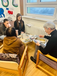 Miluše Wajshajtlová s týmem při projektu Příběhy našich sousedů, 2025