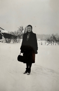 Zimy byly na Studánce kruté. Elfriede Kunze-Concewitz, 1944