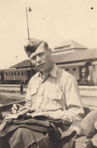 Jaroslav Suchánek, otec Frídy Fickové, jako voják Svobodovy armády
