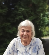 Hana Hewanická při natáčení pro Paměť národa, Velká Bystřice, 2025