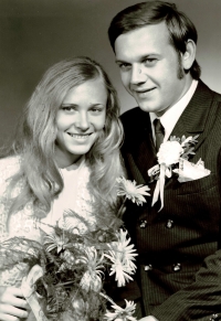 Marie a Stanislav Ambrůzovi, svatební fotografie, 1970