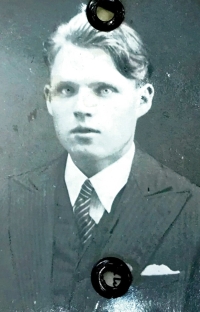 Josef Valčík, asi 1932