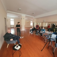 Nahrávání rozhovoru s Vladimírem Václavkem pro projekt Příběhy našich sousedů