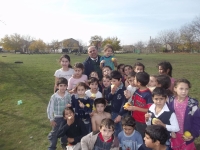 Володимир Кондур під час поїздки до компактного поселення ромів, с. Нерубайське, Одеська область, 2016 р.