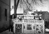 V době oslav narozenin prezidenta T. G. Masaryka ve Štěpánkovicích, 1935