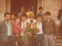 Munir Al Youssef s rodinou po promoci, Brno, 15. června 1984