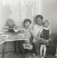 Jarmila, Eva, Martin Zálešákovi