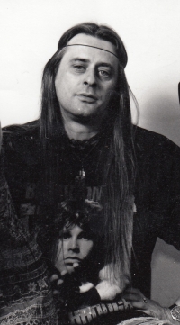 Miroslav Černota, Ostrov, rok 1998, foto z natáčení filmu "Minulost"