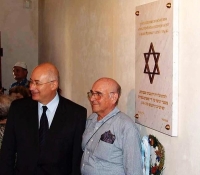 During a visit to Brno in 2004, Charles Ticho on the right