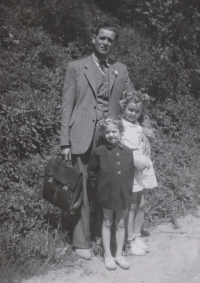 Older Míla and younger Anna with their father František Fajkus at the end of the 1940s