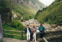 The witness (in the centre) at the Christian Women's Meeting in Locarno, 2002