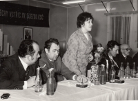 Schůze jednotného zemědělského družstva (JZD) v Bousíně, 1976