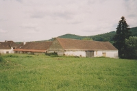 Rodný statek Jaroslava Kropáčka, stav po roce 1989, Horní Chřášťany