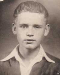 Jaroslav Kropáček, 1952-53