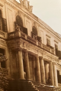 Zámek Loosdorf, který patřil rodu Piatti