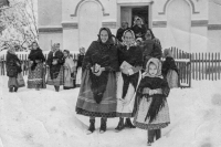 The witness´s wife Barbora Klepáčková with her mother in front of the Baptist church in Svatá Helena, 1960