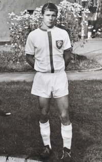 Útočník Igor Frič, najlepší dorastenecký hráč Ružomberok 1973/74