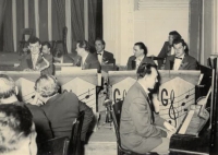 Vystoupení hudební skupiny Akcent (Milan Vybíral za klavírem) 