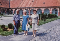 Lizzy with Alena and Přemysl Buchals in Boskovice, June 1988