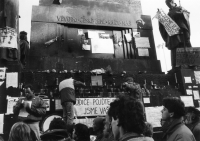 Wednesday 22 November 1989 on Wenceslas Square