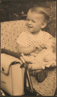 Jana Pekárková two years old, 1953