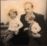 Jana Pekárková on the left, last photo with her father Jiří Komers 1956