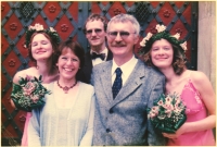 Jana Pekárková (bottom left) with her husband Jaroslav Pekárek, 2004