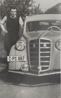 Husband of Věra Štemproková
