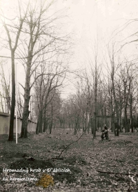 Ďáblice Cemetery under communism