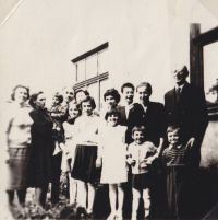 The family together: Anna and Józef Zbierajewski with their daughters Božena and Marie and grandchildren, 1950s