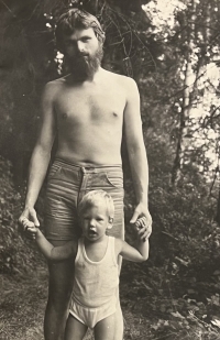 Ladislav Daněk se synem Janem, 1984